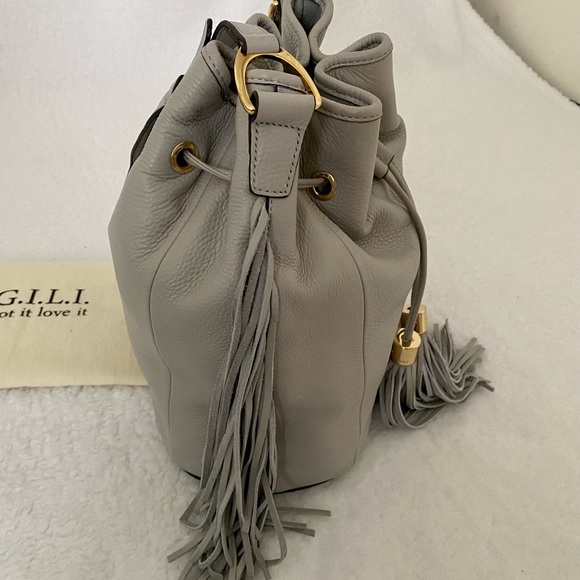 🌸 G.I.L.I. Genuine Leather Bucket Bag 🌸 - Picture 4 of 6